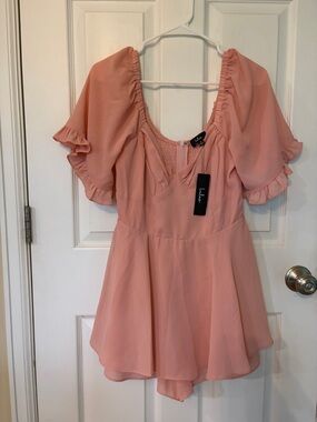 Lulu's Peach V-Neck Flutter Sleeve Romper